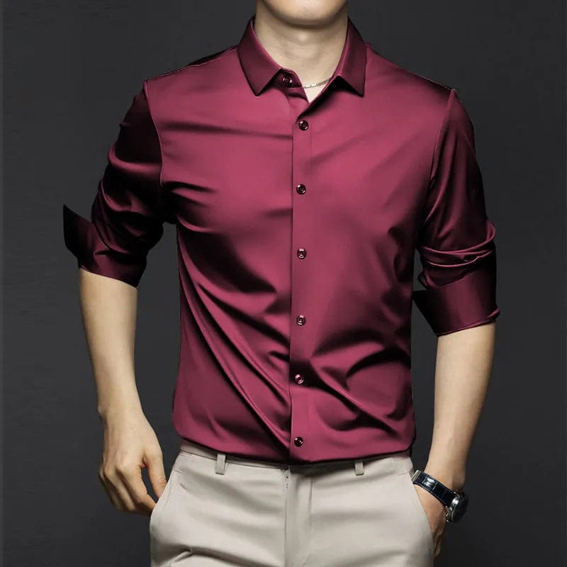 Détail du poignet et des boutons de la chemise homme manches longues, coupe slim élégante et tissu sans plis confortable.