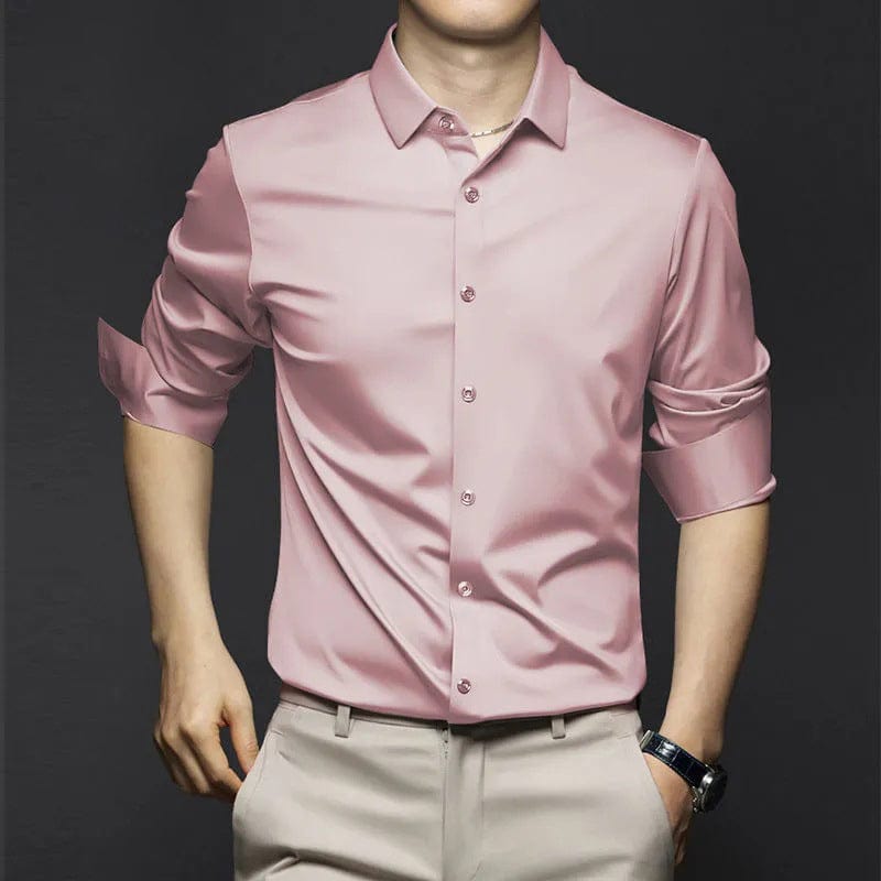 Chemise homme infroissable, coupe slim, manches retroussées, style décontracté moderne et confort exceptionnel.