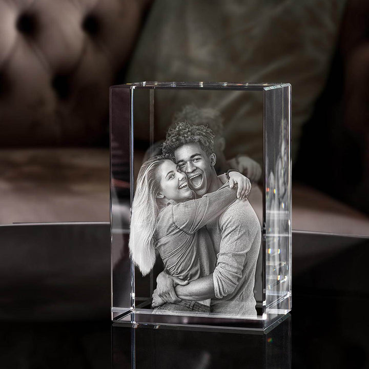Souvenir éternel: cristal personnalisé avec gravure photo, parfait hommage ou cadeau unique.
