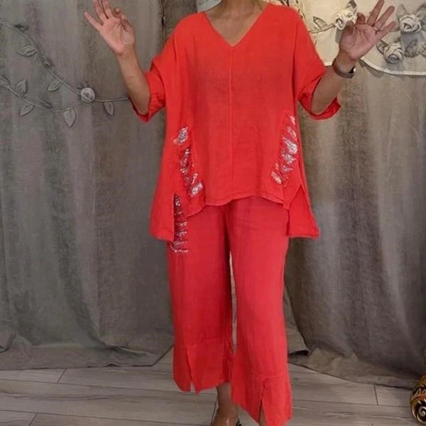 Ensemble casual femme 2 pièces en polyester, top moderne décolleté V et pantalon fluide polyvalent pour le confort.
