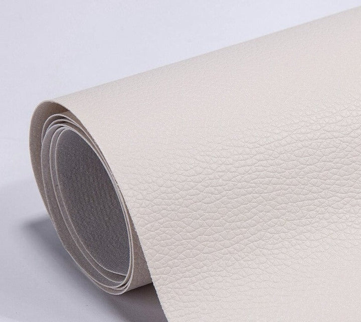 Adhésif puissant: patch réparation cuir PU imperméable pour sièges et surfaces en textile.