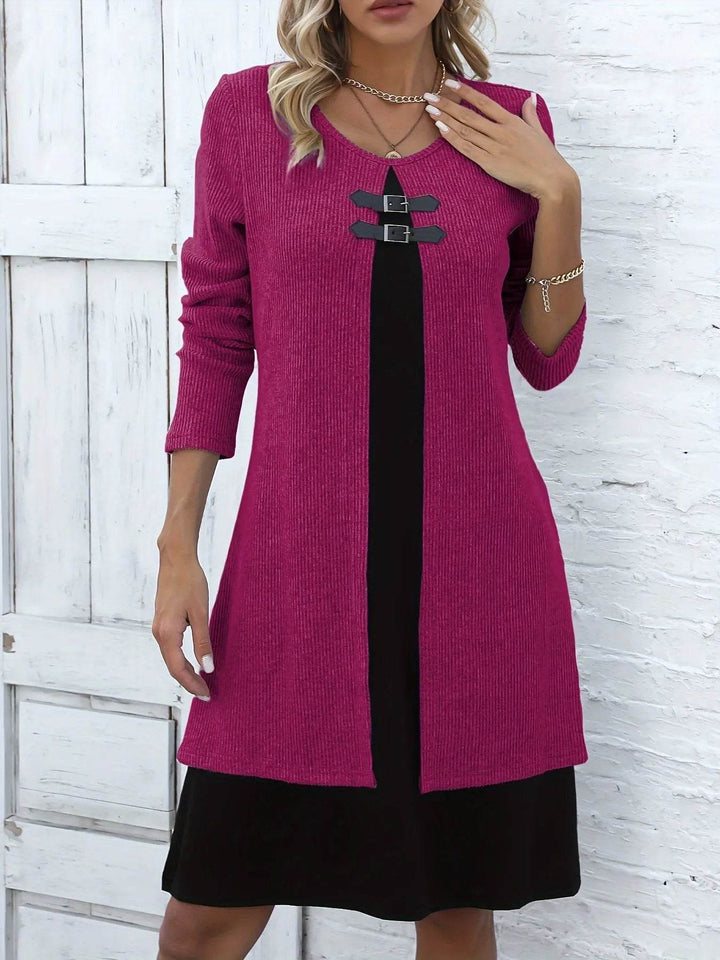 Robe d'été femme mi-longue en coton extensible, coupe A, chic et décontractée pour toutes vos occasions estivales.
