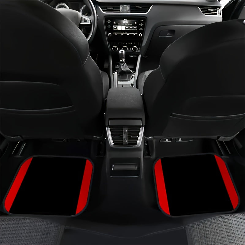 Tapis de sol auto sportifs à rayures rouges. Lavables, antidérapants. Protection et style pour tout intérieur véhicule.