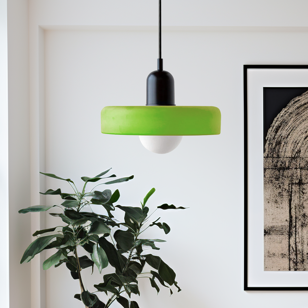 Lampe suspendue Bauhaus, verre teinté, un choix élégant pour votre décoration intérieure.