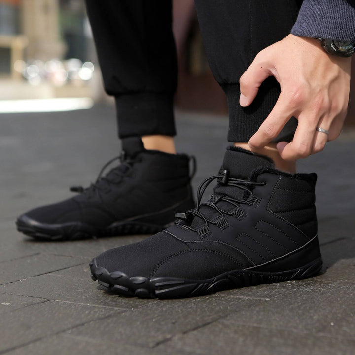 Chaussures de sport pieds nus imperméables pour activités extérieures homme et femme, confort et protection.