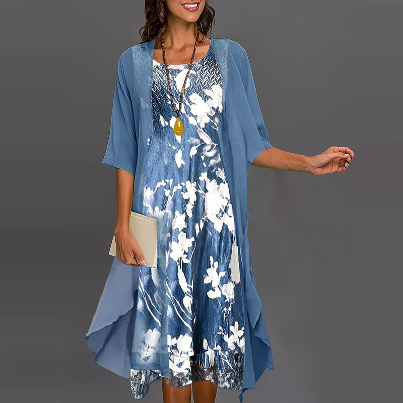 Robe midi fleurie femme, parfaite pour l'été, tenue décontractée chic, mode féminine estivale.