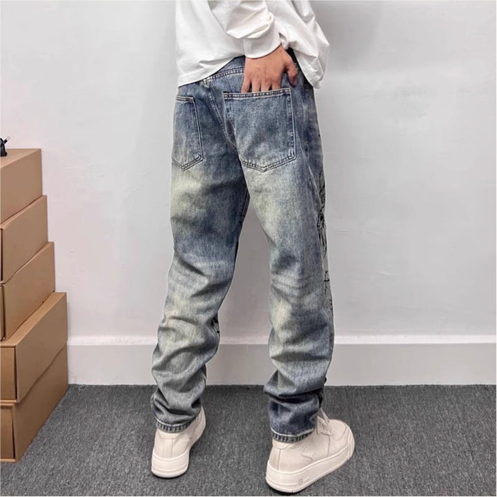 Vêtements homme: jean graphique coupe droite, confort optimal, idéal pour le style urbain.