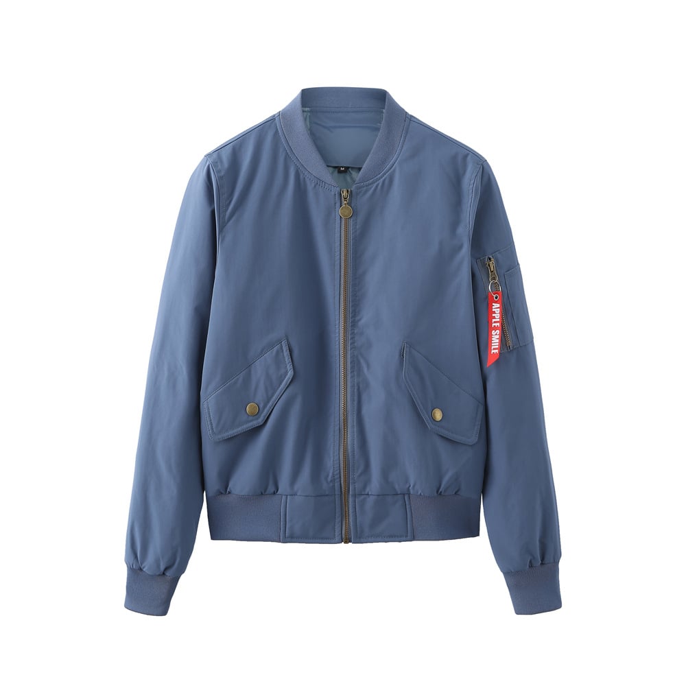 Blouson léger femme pour l'automne, coupe bombardier tendance et décontractée pour style quotidien.