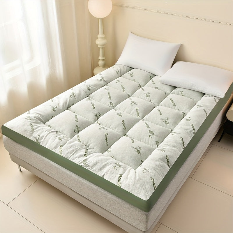 Chambre à coucher améliorée: surmatelas rafraîchissant King Size BambooDream pour bien-être et confort.