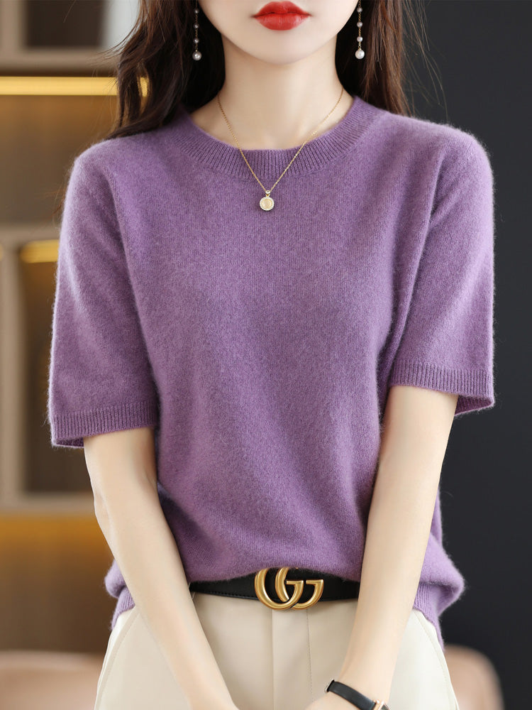 Pull élégant femme en tricot doux et chaud, parfait pour le confort et le style automne-hiver.