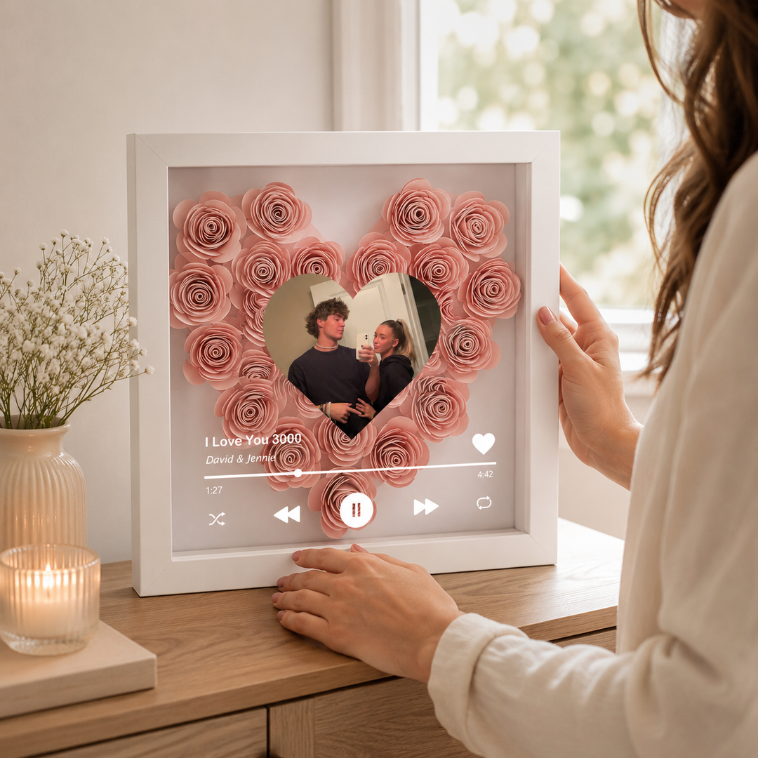 Offrez un cadre photo cœur personnalisé, un cadeau romantique mémorable pour votre moitié.