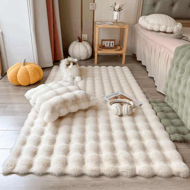 Tapis en peluche polyester à design fleuri moderne, confortable pour salon ou chambre. Facile d'entretien.