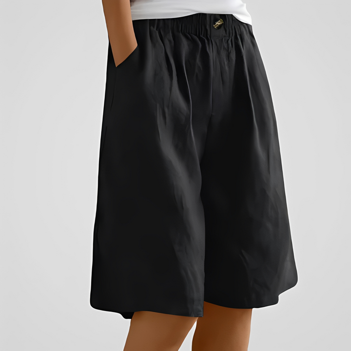 Short femme léger et ample, essentiel pour l'été. Confortable, chic et décontracté, parfait pour la mode féminine.