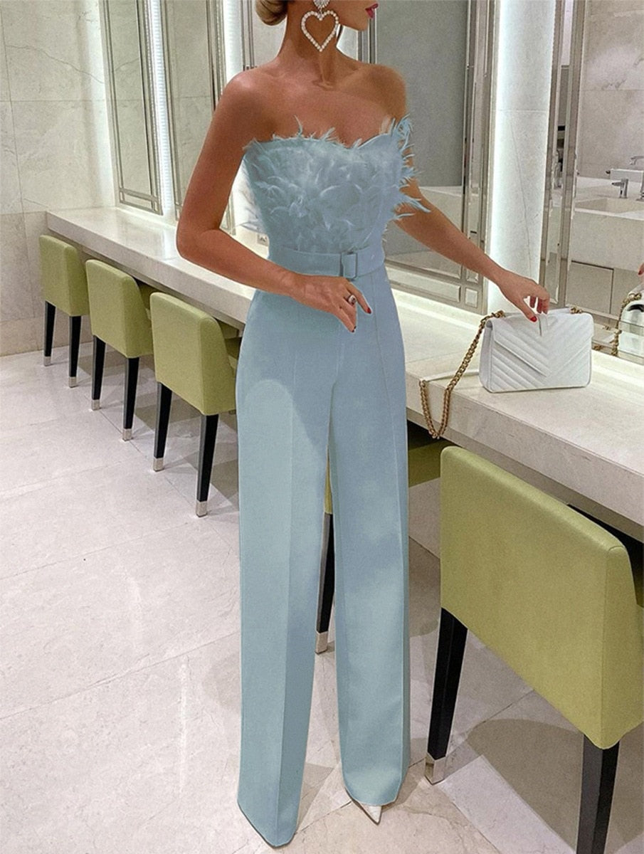 Tenue de soirée élégante pour femme: combinaison Frola avec haut tubulaire, chic et confortable.