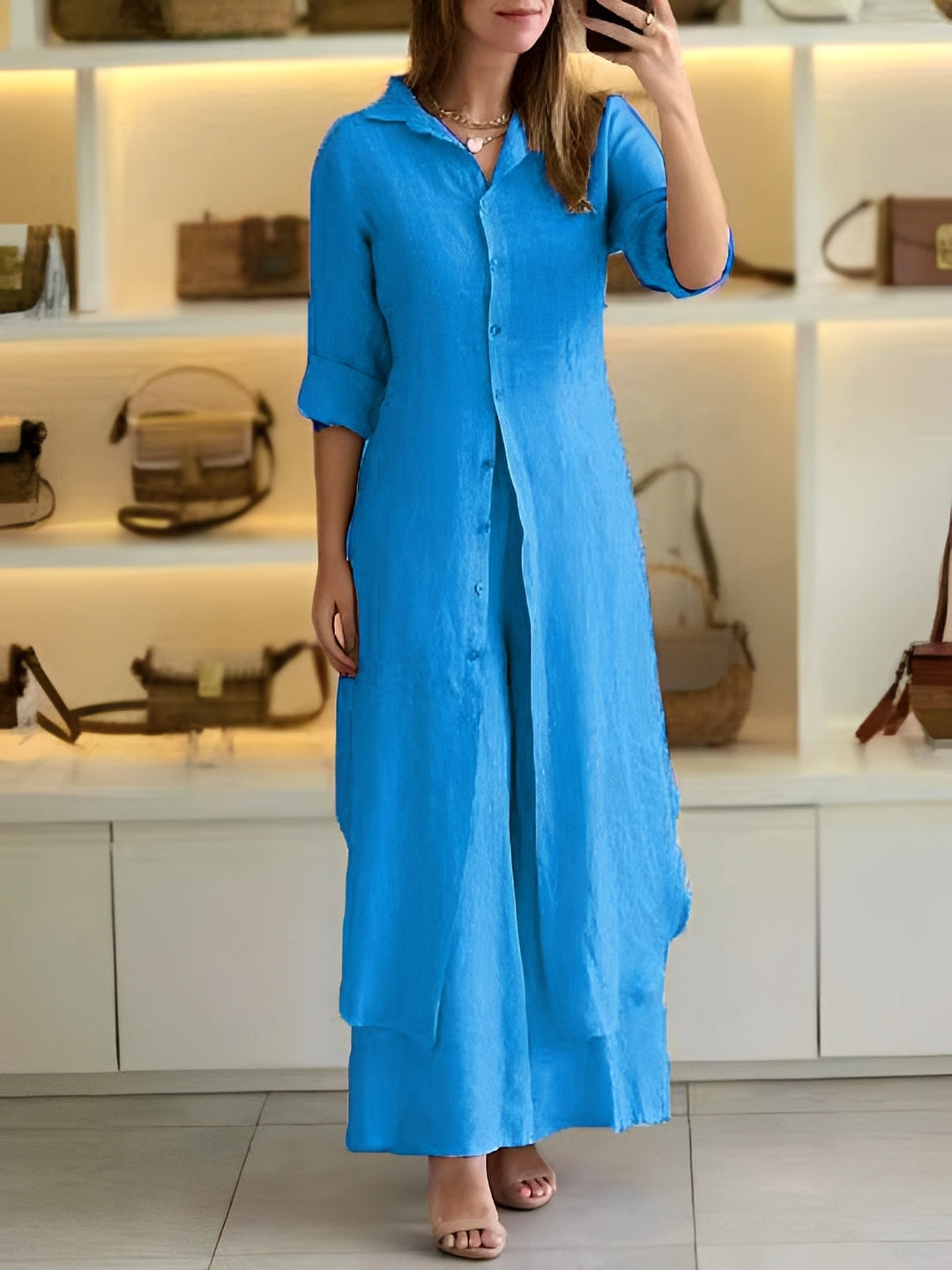 Tenue d'été femme 2 pièces: chemisier fluide et pantalon large. Confort et style décontracté chic.