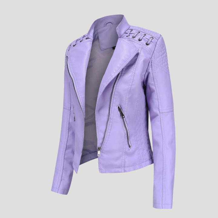 Veste femme ajustée type biker, élégance moderne et caractère motard. Parfaite pour un style affirmé.