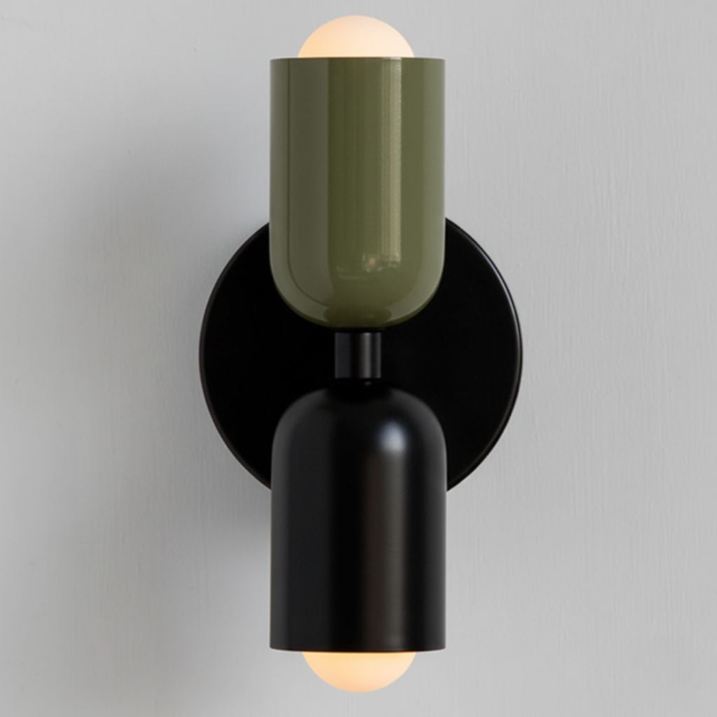 Applique LED d'intérieur, design moderne, double face pour éclairage discret.