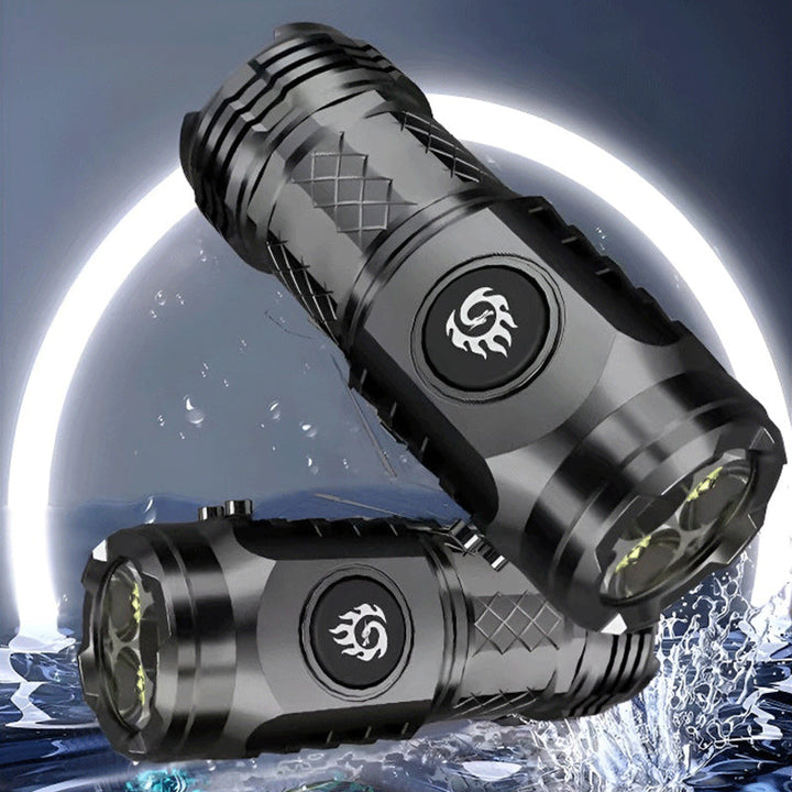 Lampe torche LED compacte et étanche, parfaite pour le camping et l'urgence.