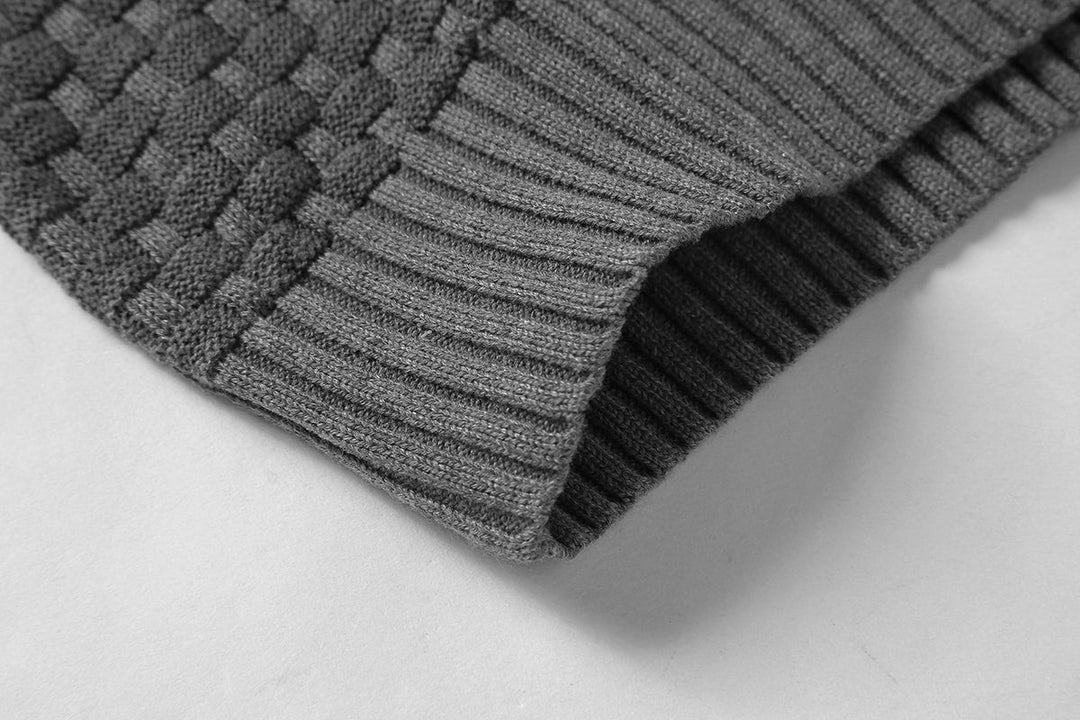 Pull à capuche homme, pièce essentielle pour un style décontracté, confort maximal garanti.