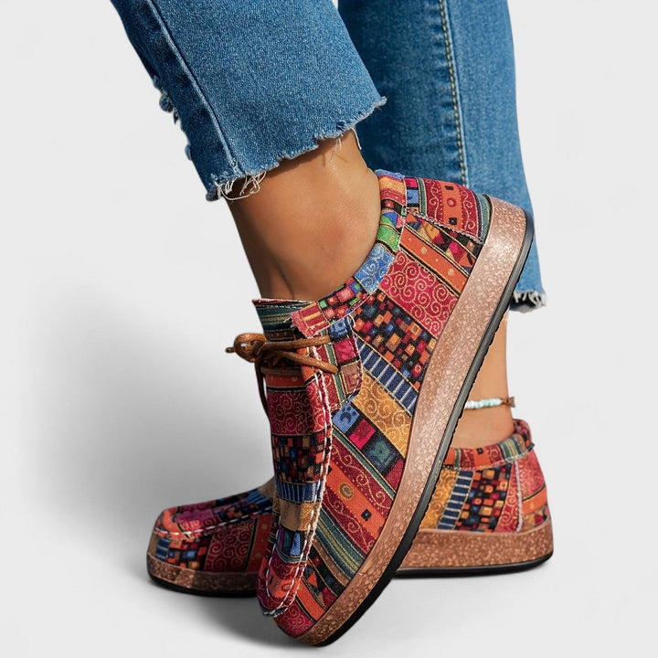 Baskets femme colorées style sportif décontracté, idéales pour la marche et le confort quotidien, mode femme.