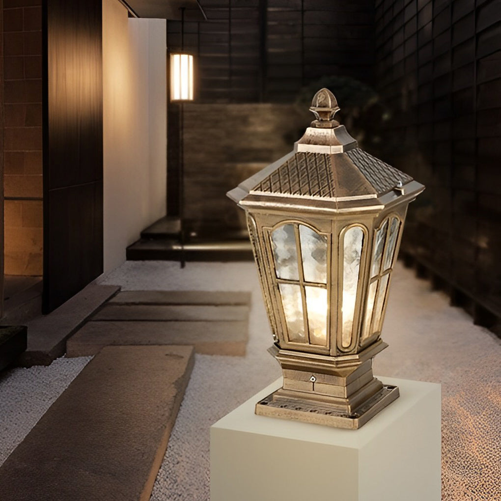 Luminaire extérieur solaire en aluminium sur socle, éclairage automatique pour jardin et terrasse.