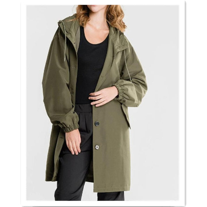 Imperméable femme chic, coupe-vent, pour rester élégante et au sec par tous les temps. Idéal mode.