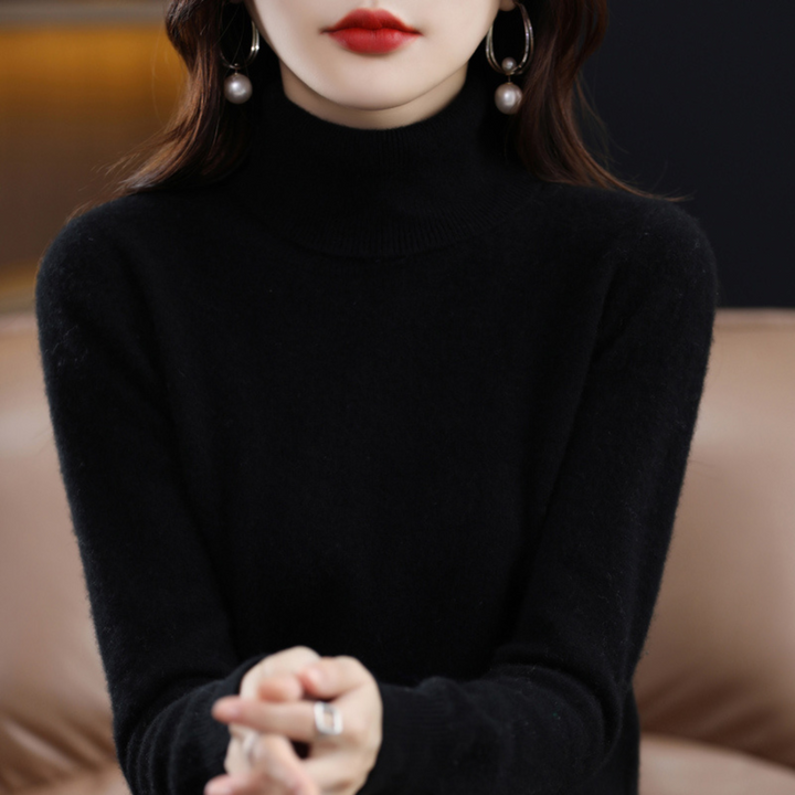 Pull col roulé femme élégant, doux et chaud, parfait pour un style hivernal chic et confortable.