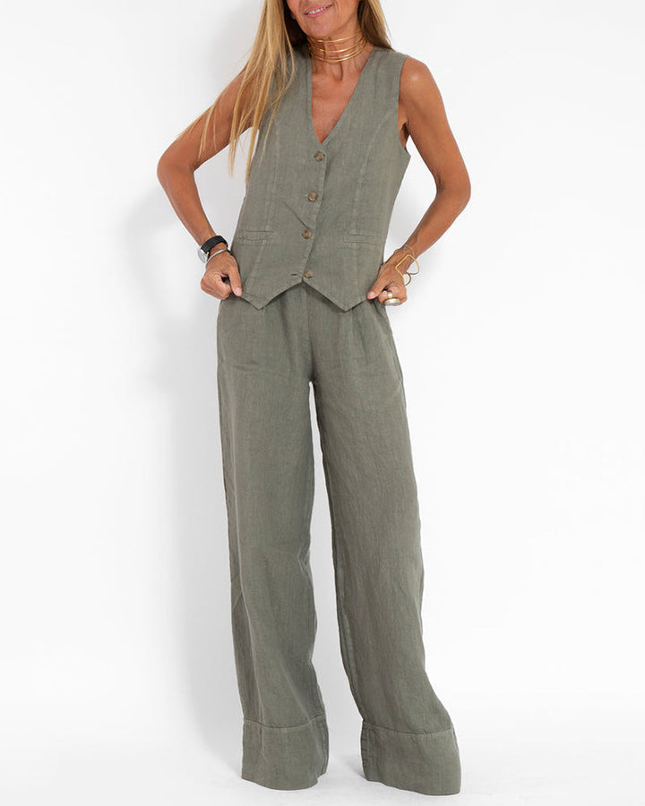 Ensemble Alma en lin, gilet fluide et pantalon large pour un look naturel.