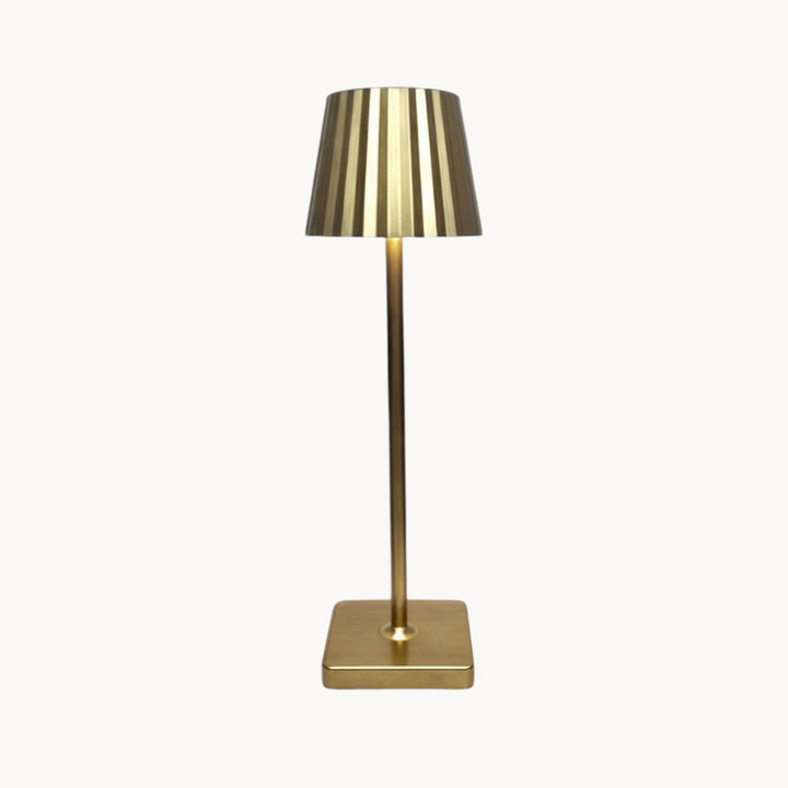 Lampe de table LED sans fil LumiPort, design élégant, rechargeable USB. Idéale pour éclairage moderne et portable.