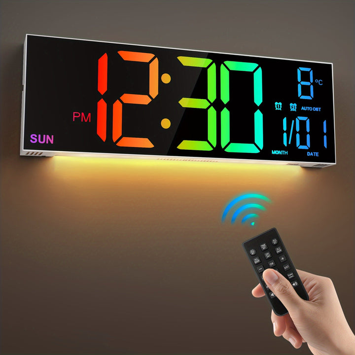 Horloge numérique LED géante 8 couleurs, facile à lire, parfaite pour la décoration moderne du salon.