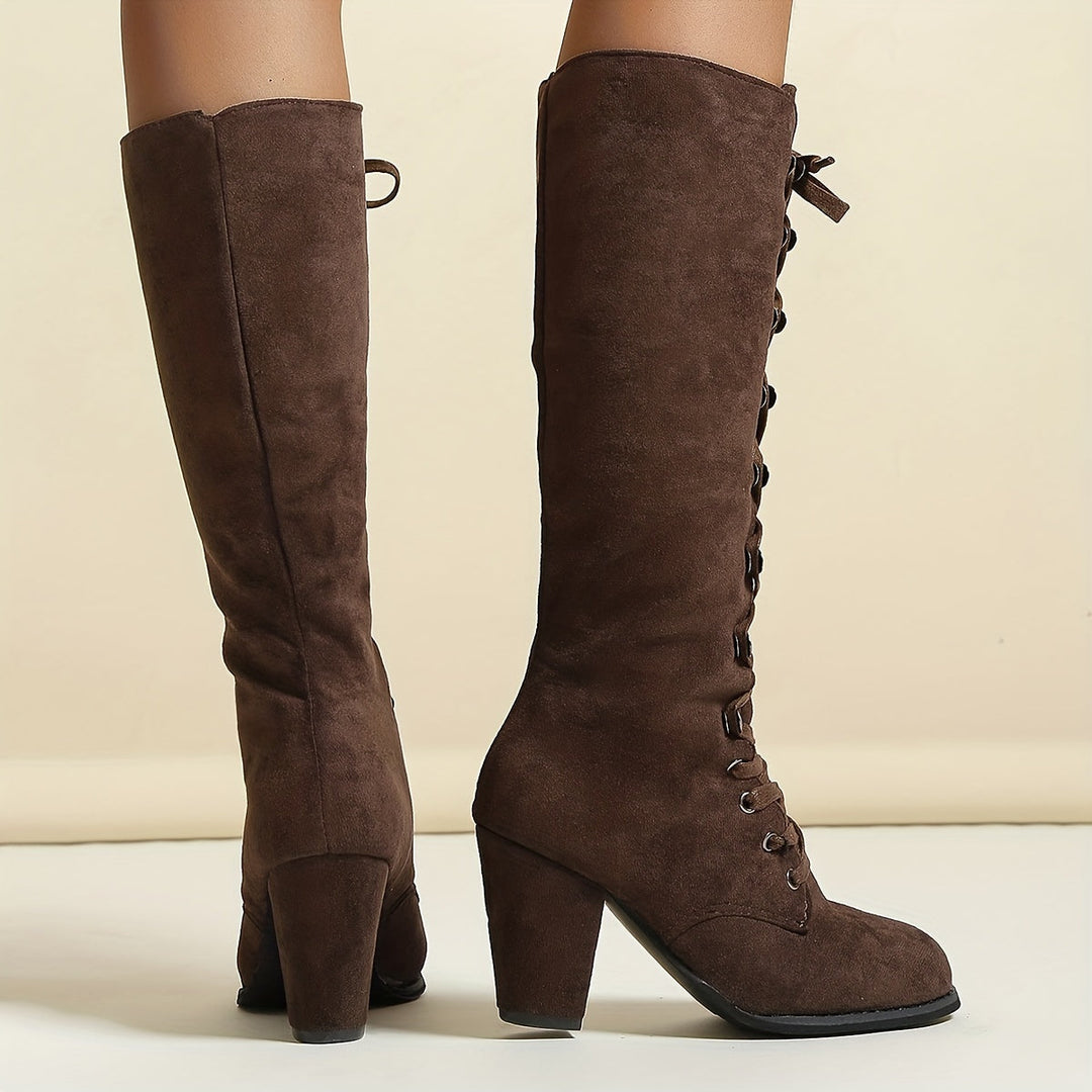 Bottes genouillères femme Lucia, un design chic et moderne pour l'hiver. Confort assuré.
