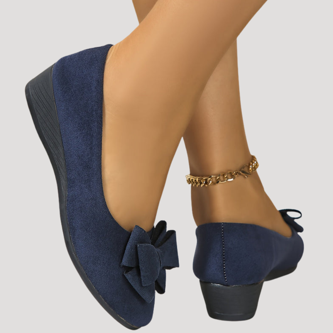 Ballerines à talon compensé femme, nœud décoratif, style élégant et confort optimal.