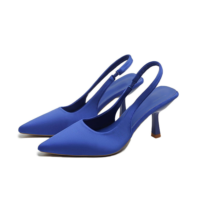 Vue de face d'escarpins femme bout pointu, talons hauts slingback, pour une élégance classique.
