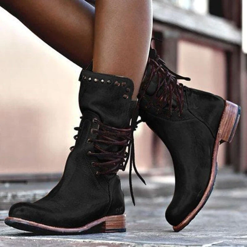 Chaussures bottes femmes polyvalentes, design intemporel, idéales pour compléter votre mode féminine automne hiver.