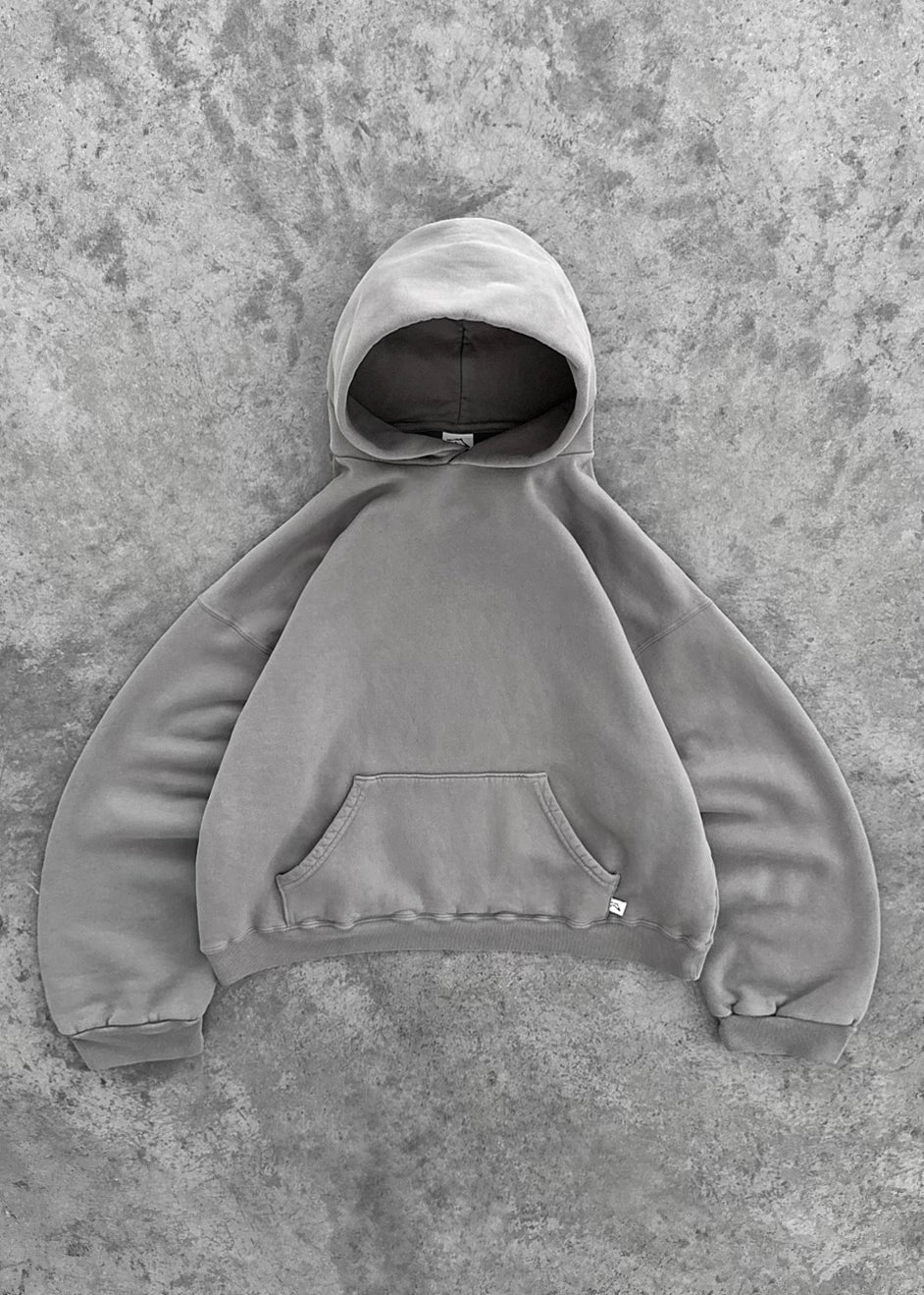 Sweat à capuche PureCozy, doux, chaud et confortable, essentiel pour un hiver stylé et décontracté.