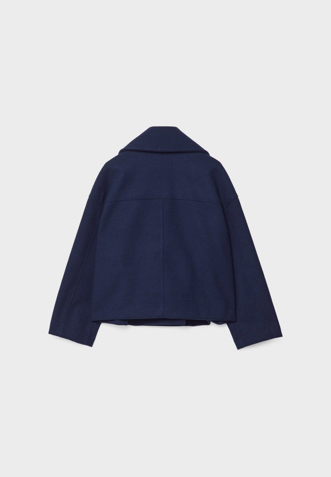 Veste courte chic pour femme, design tailleur moderne, parfait au bureau ou soirée.