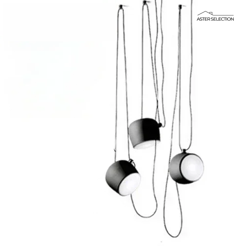 Lampe araignée LED, éclairage de plafond moderne. Design unique, parfait pour un salon industriel chic.