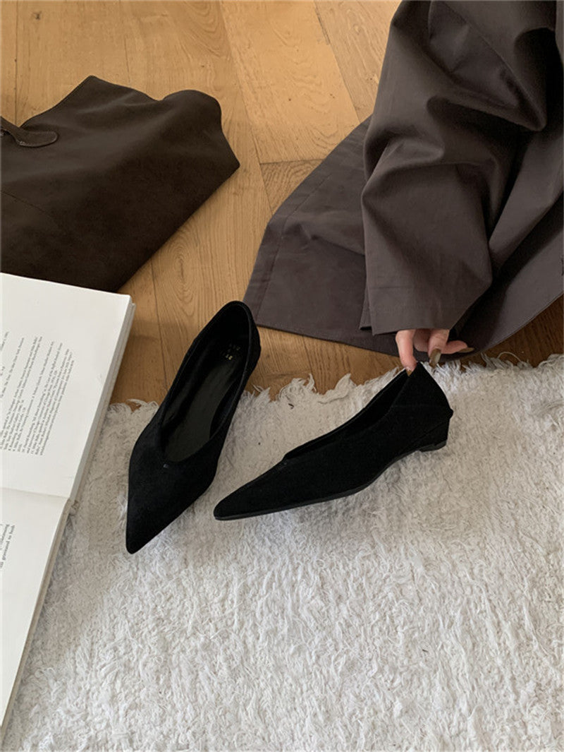 Mocassins plats chic pour femmes, polyvalents et confortables, idéaux pour un look élégant au quotidien.
