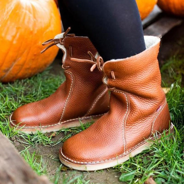 Bottes de marche femme, hivernales, imperméables, chaudes, offrant soutien et style durable.