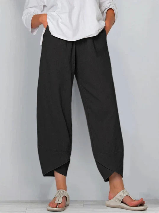 Pantalon de loisirs femme, coupe ample et confortable. Idéal pour les vacances et l'été. Style décontracté.