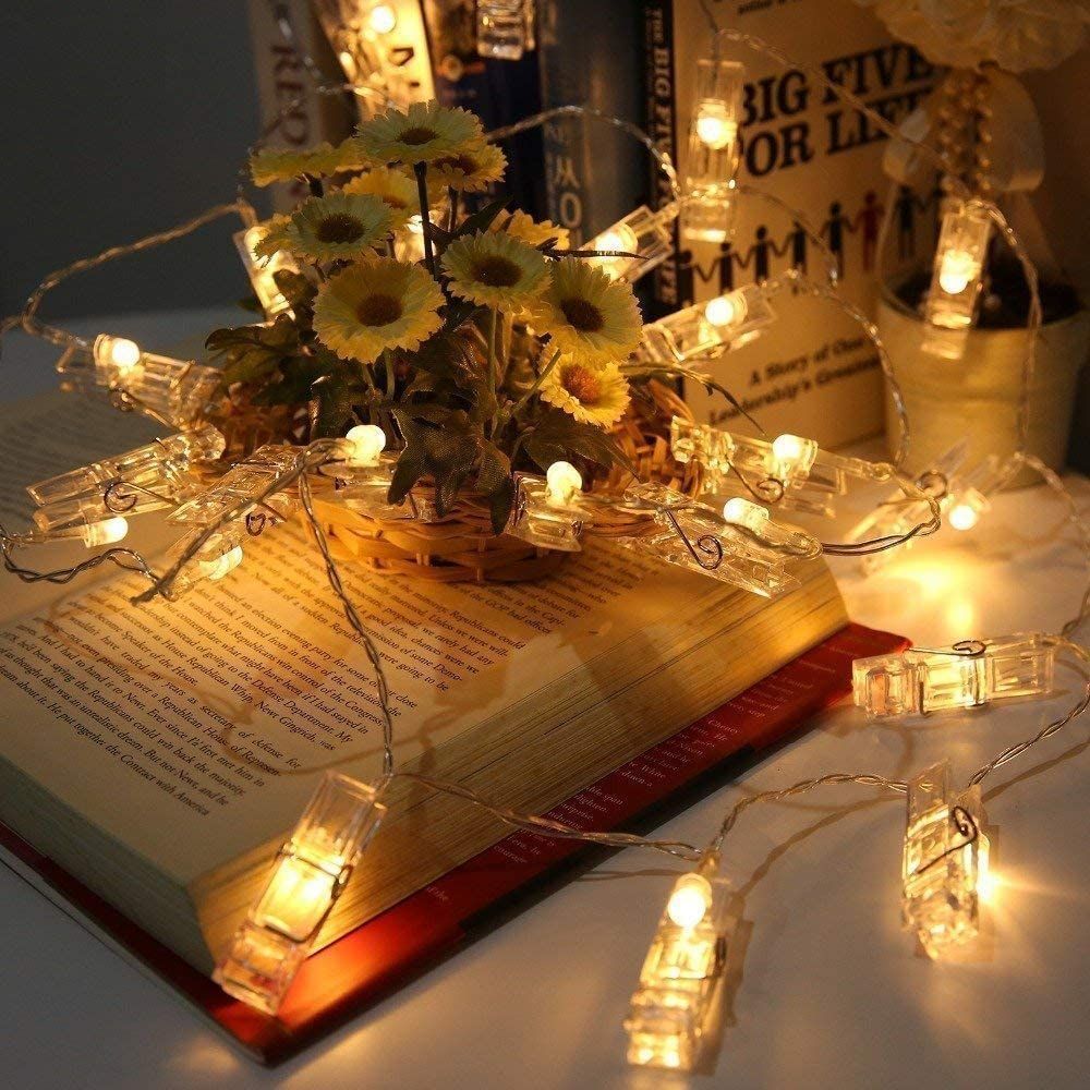 Guirlande lumineuse LED avec 20 mini-clips pour accrocher photos, cartes postales; lumière d'ambiance.