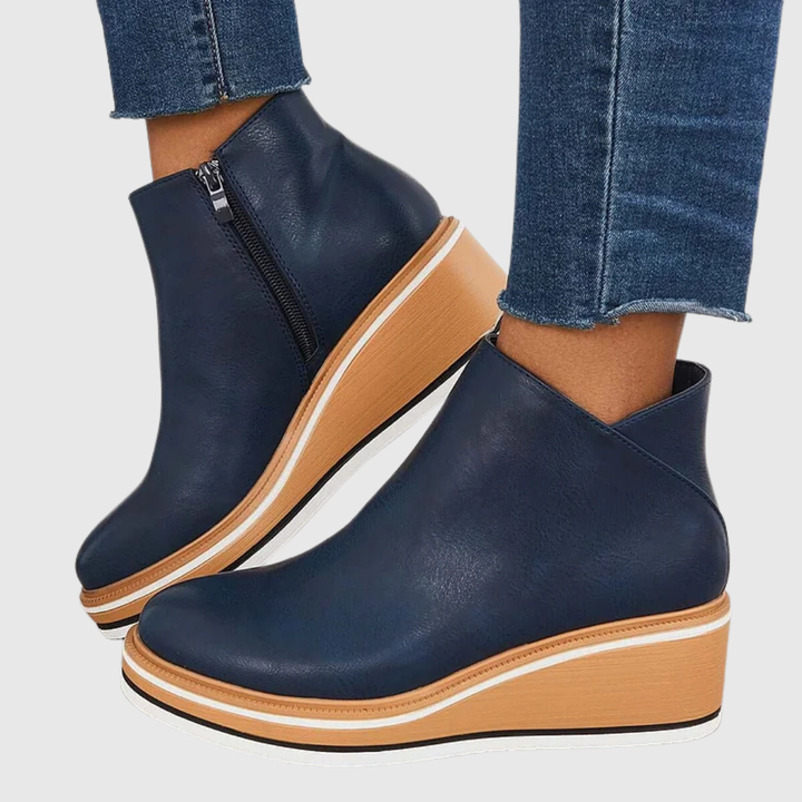 Bottes femme élégantes, silhouette élancée, confort quotidien. Idéales pour la mode ville et un look moderne.