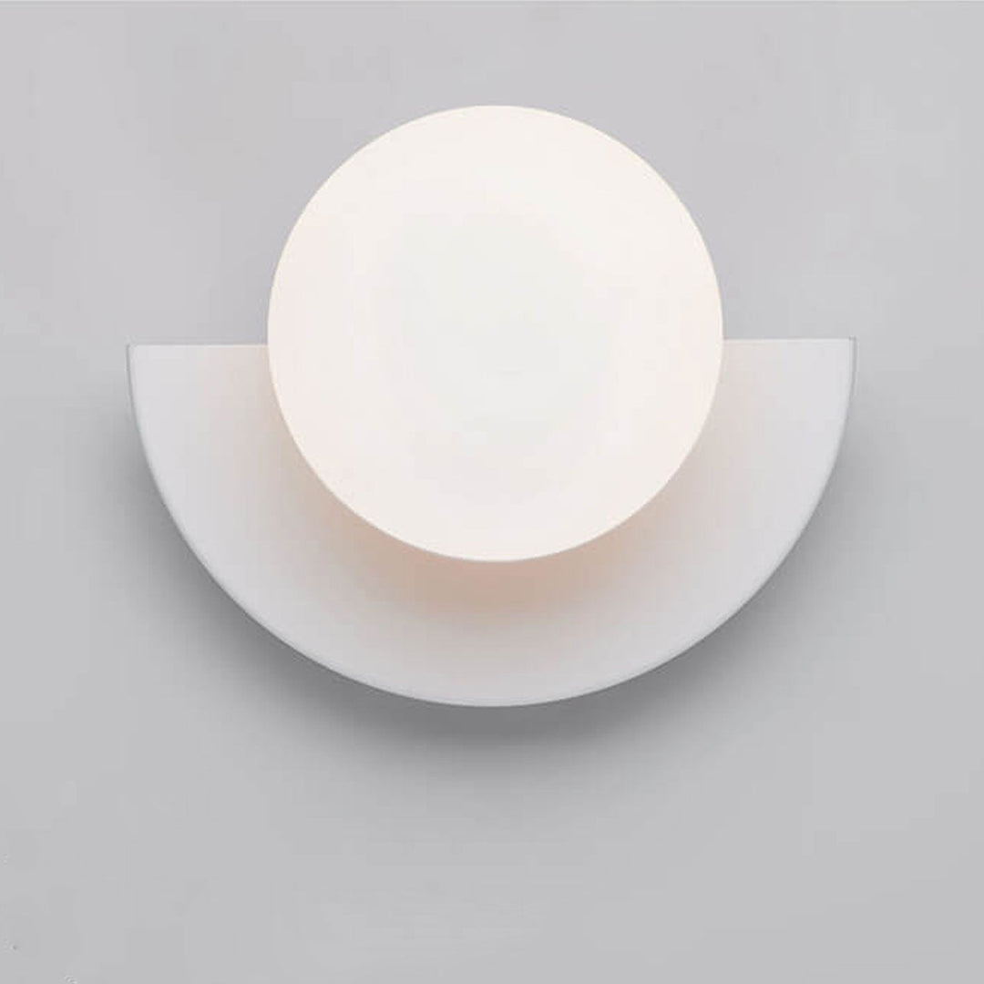 Luminaire Aurora en demi-cercle, éclairage design pour la chambre. Applique murale esthétique.