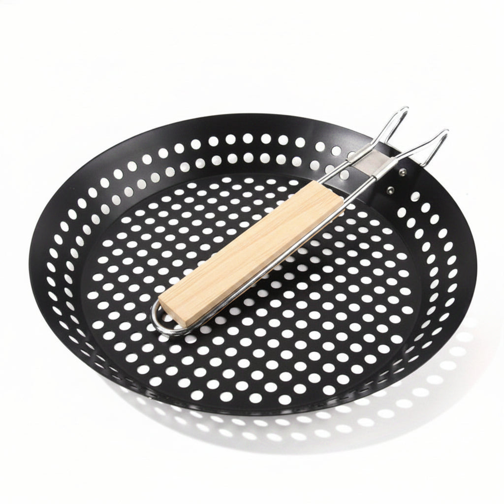 Poêle de cuisson en fonte pour barbecue, idéale pour une cuisson saine et uniforme de vos aliments.