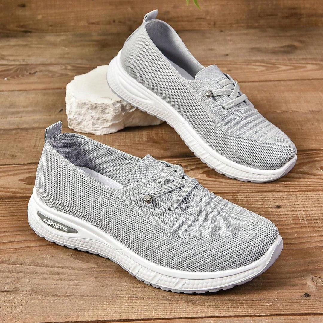 Baskets orthopédiques pour femmes, soulagent fasciite plantaire, épine calcanéenne et douleurs chroniques aux pieds.