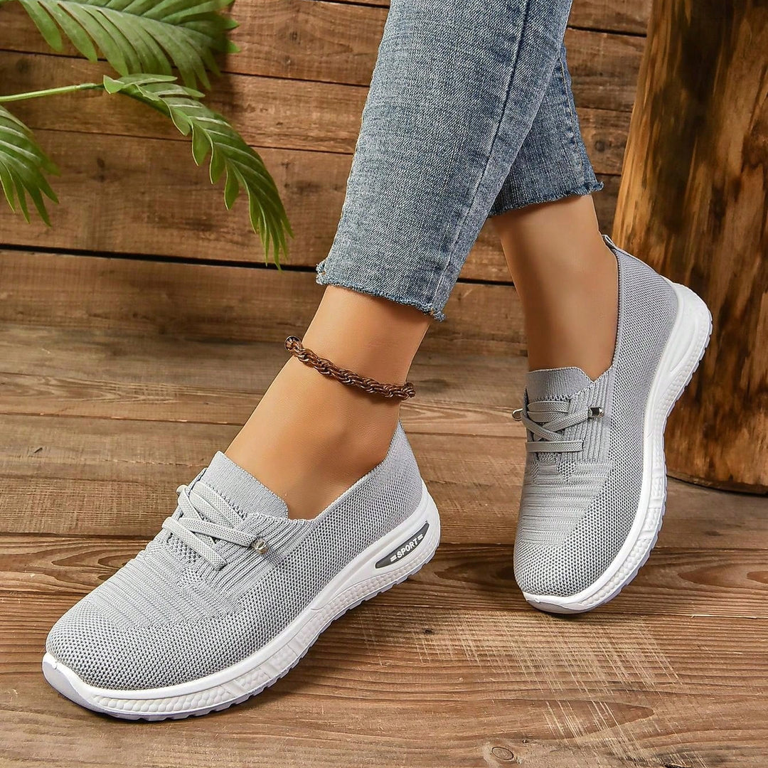 Baskets confortables femmes, idéales marche, soutien voûte plantaire et amorti quotidien pour pieds douloureux.