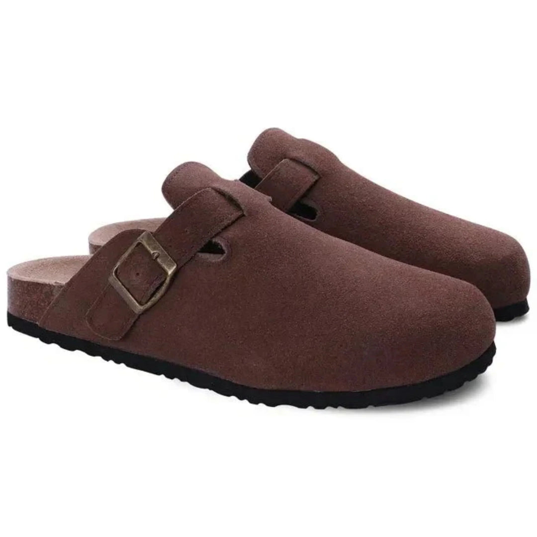 Mules homme décontractées, élégantes et confortables. Sandales parfaites pour l'été, plage ou ville.