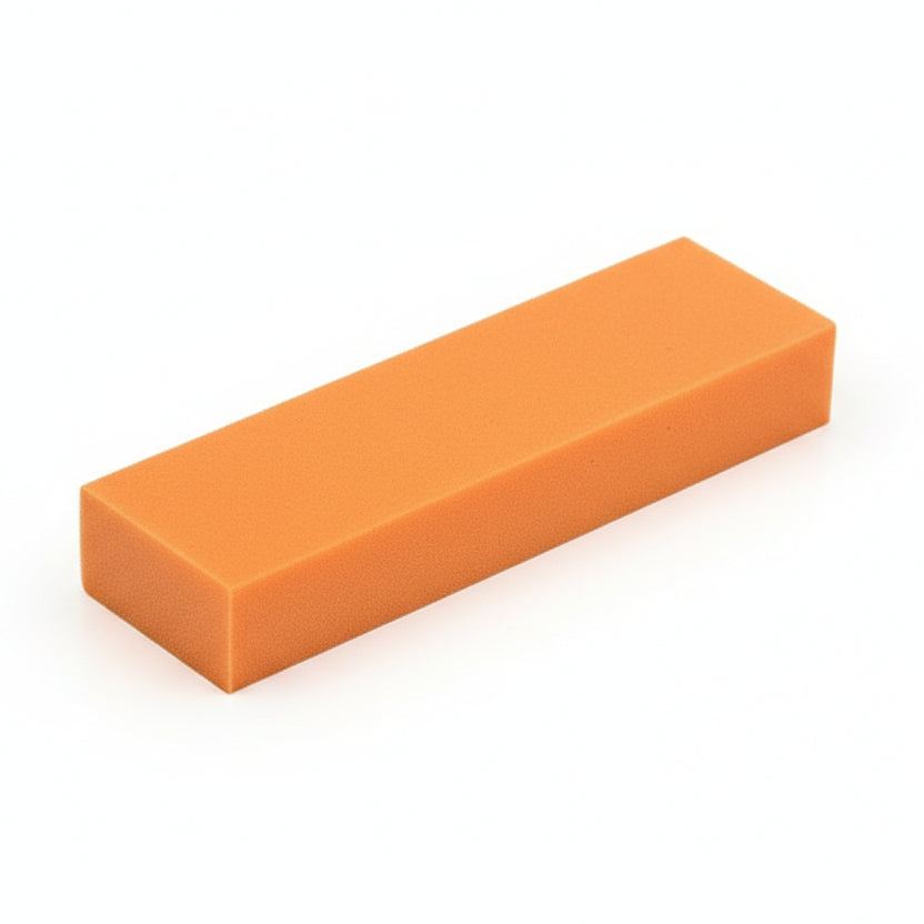 Bloc de nettoyage écologique multi-surfaces en caoutchouc, élimine calcaire, rouille et taches tenaces.