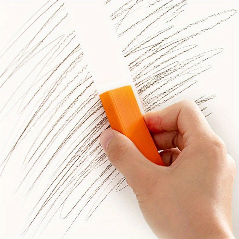 Bloc de nettoyage écologique anti-calcaire et rouille, idéal pour une maison propre et sans produits chimiques.