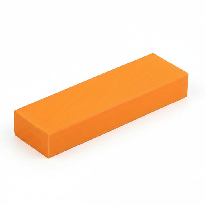 Bloc de nettoyage efficace pour la rouille sur surfaces métalliques et le calcaire incrusté facilement.